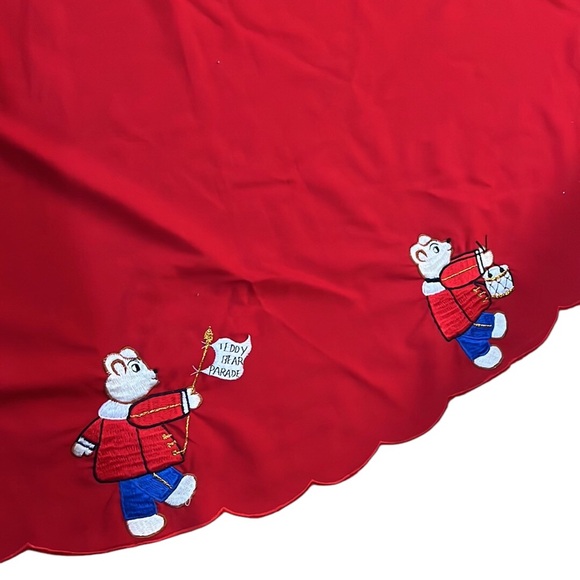 Musical Marching Bears on Parade Christmas Tree Skirt~Approx 55 1/2” - Picture 1 of 4
